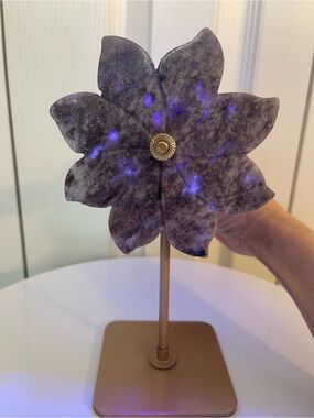 Decorative Purple Flower Spin Sculpture on Gold Stand UV’s